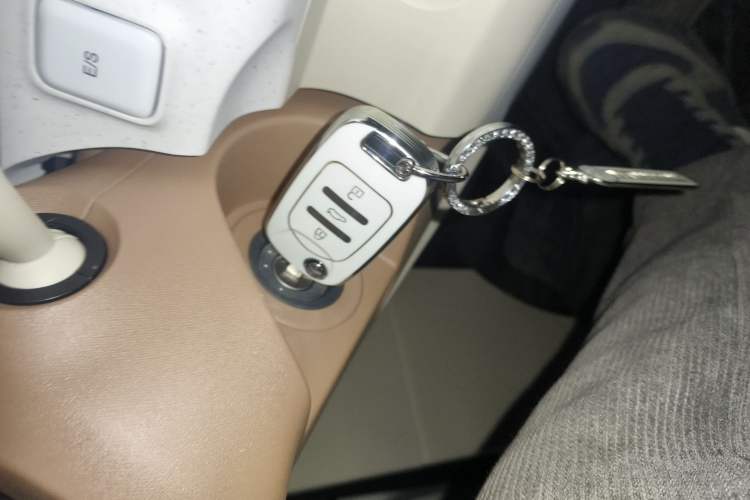 Used Wuling Hongguang MINIEV 2024 3rd Generation 215km Youth Edition