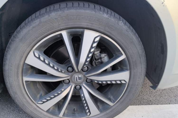 Used Rising ER6 2020 620 km Smart Edition