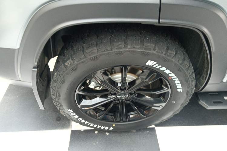 Used Haval Raptor New Energy 2024 Hi4 145 Pro Right Rear Wheel Hub