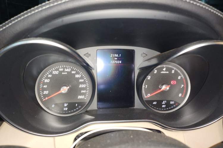 Used Mercedes-Benz C-Class 2015 C 200 L Sport Edition
