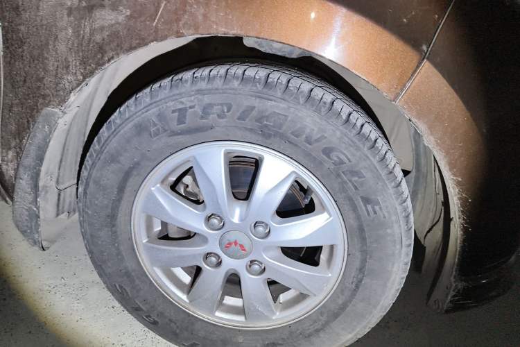 Used Wuling Hongguang 2015 1.5L S Basic Version China V Standard
