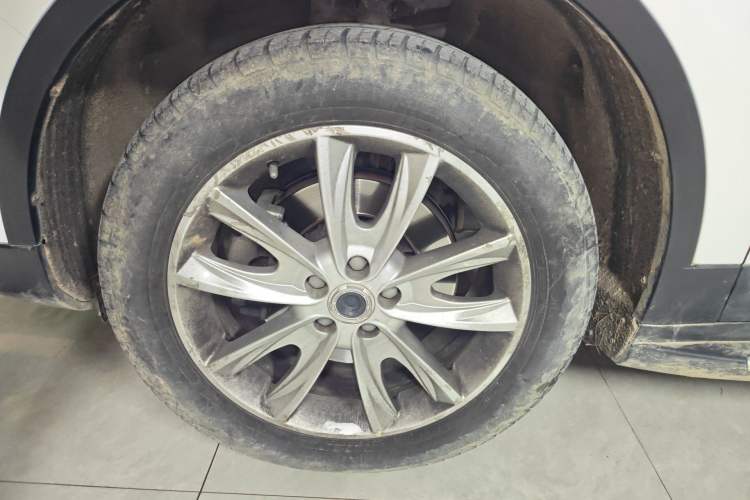 Used Haval H7 2018 Blue-Label H7 2.0T Automatic Enjoyment Model Left Front Wheel Hub