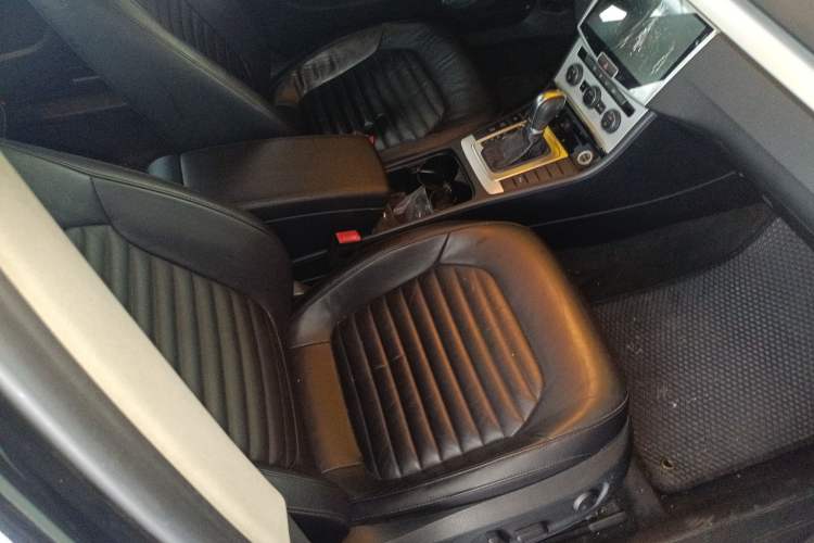 Used Volkswagen Magotan 2015 1.8TSI Advanced Model
