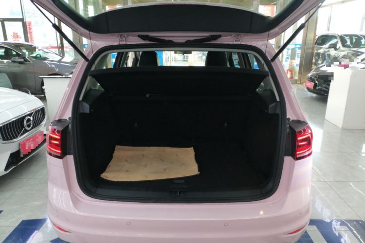 Used Volkswagen Golf Sportsvan 2018 230TSI Automatic Trend Edition
