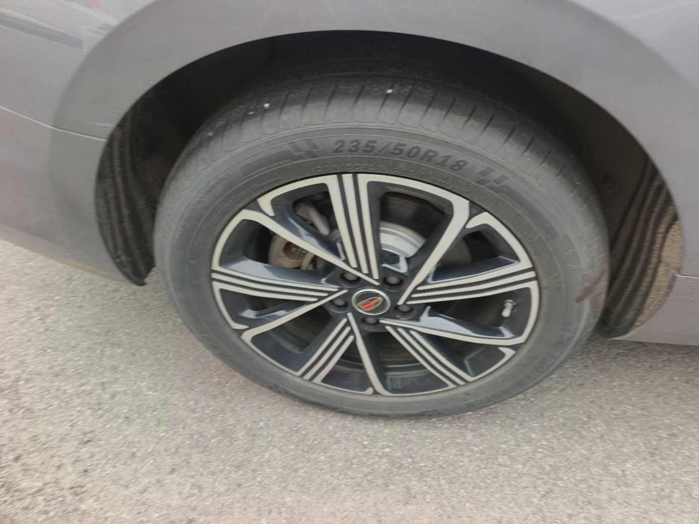 Hongqi H5 PHEV 2025 170 Super Hybrid Version — снимка 11