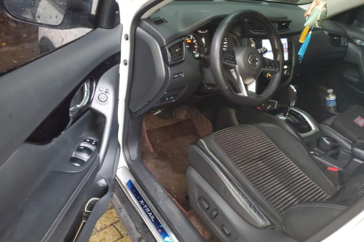 Used Nissan X-Trail 2021 2.0L CVT 2WD XL ITS SmartConnect Comfort Edition Driver Seat