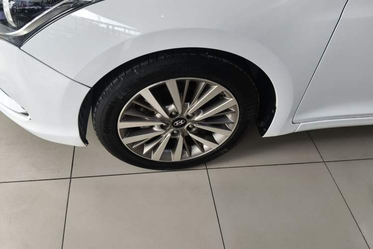 Used Hyundai Mistra 2017 1.8L Automatic Deluxe DLX Model China V Emission Standard
