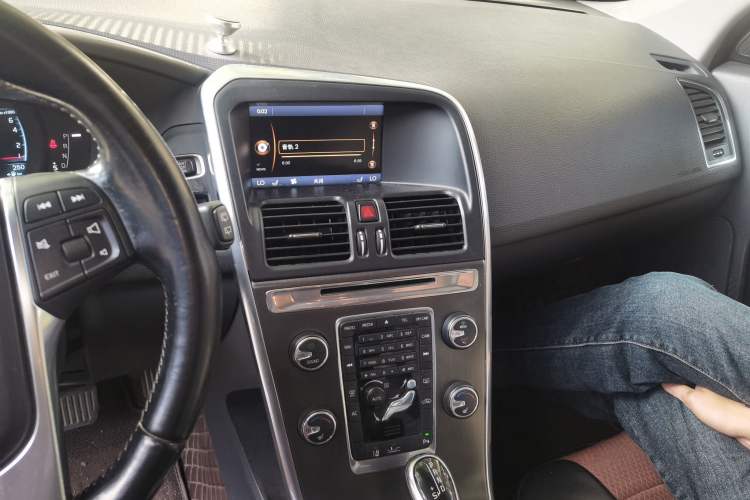 Used Volvo XC60 2014 T5 Zhiya Edition
