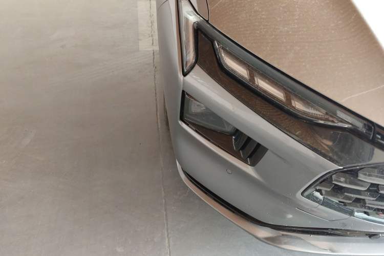 Used Ford Mondeo 2022 EcoBoost 245 Ultimate Model Right Front Headlight