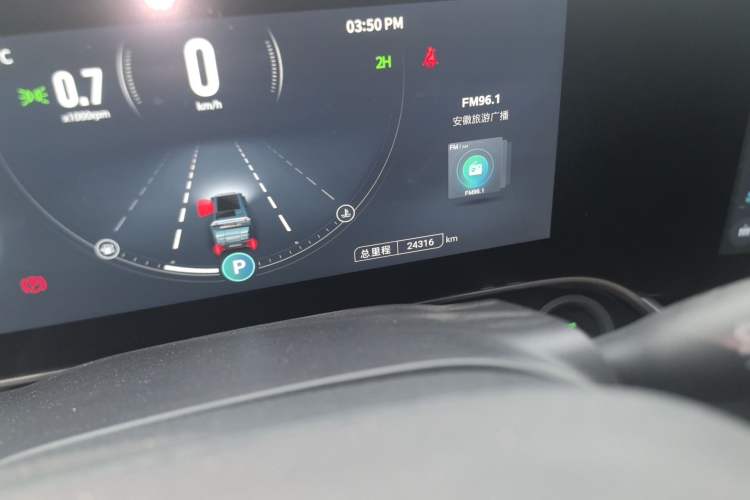 Used SAIC MAXUS T90 RV 2022 2.0T Explorer T90 All-Terrain Green Odometer Close Up