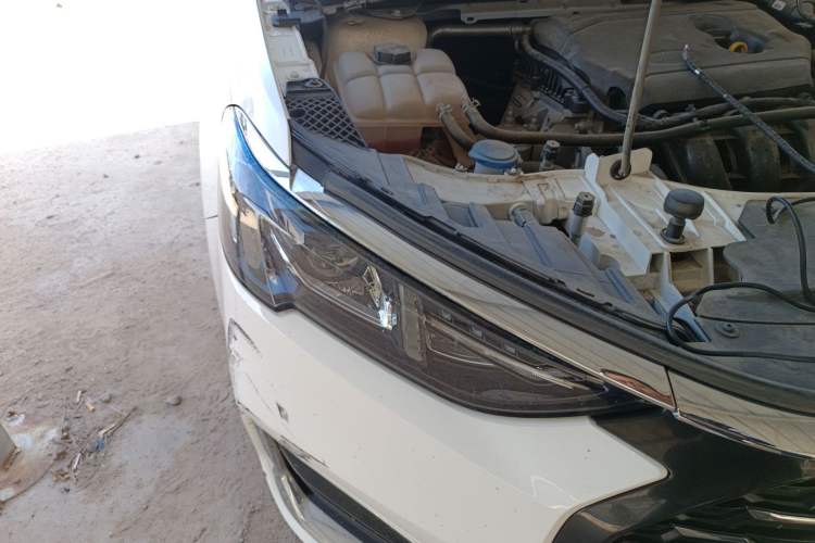 Used Ford Escort 2021 1.5L Automatic Diamond Edition Right Front Headlight