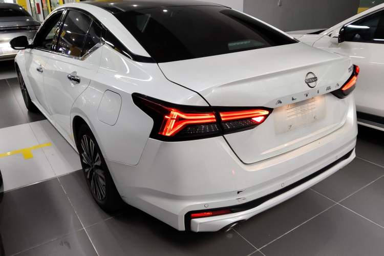 Used Nissan Teana 2022 2.0L XL-TLS Enjoyment Edition
