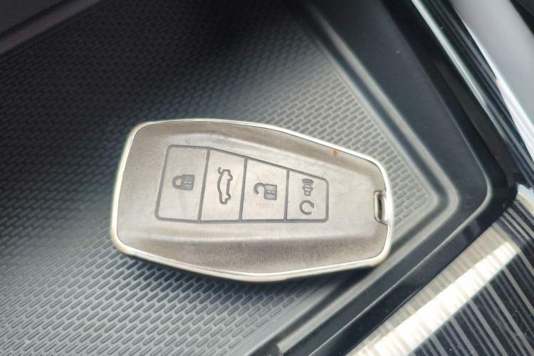 Used Geely Auto Monjaro L 2024 2.0TD DCT EVO Two-Wheel Drive Long-Range Version
