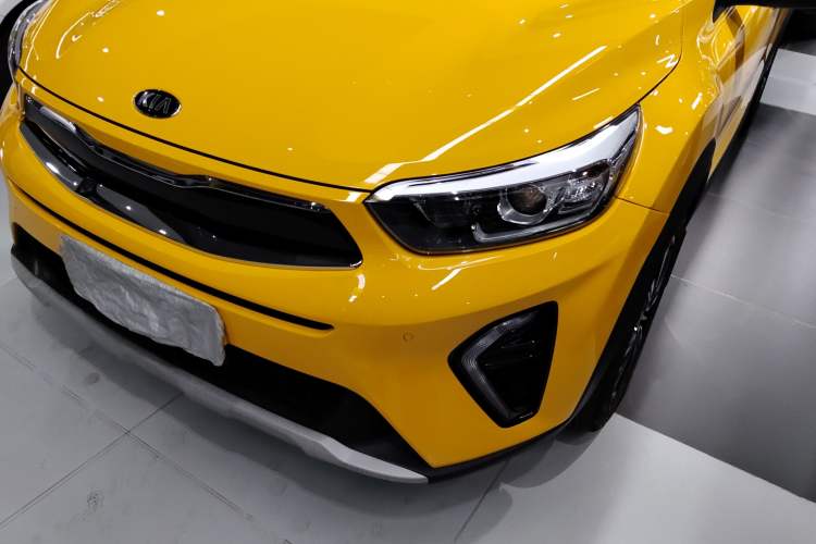 Used Kia kx1 Stonic 2021 1.4L CVT Fun & Sunroof Model
