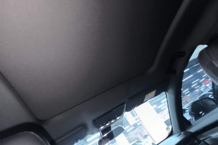 Used JETOUR Dashing 2023 1.5T DCT Starlight Shine Pro Edition
