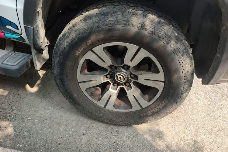 Used Huanghai N3 2018 2.4T Automatic 2WD Prestige Edition 4K22D4T