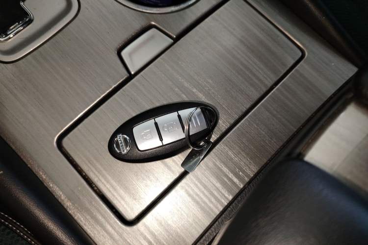 Used Nissan Murano 2017 2.5L XE Two-Wheel Drive Elite Edition
