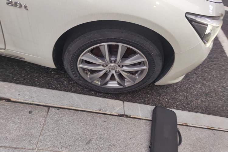 Used Infiniti Q50L 2015 2.0T Enjoyment Edition