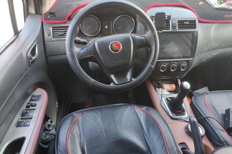 Used FORTHING Joyear X5 2013 1.6L Manual Luxury Model