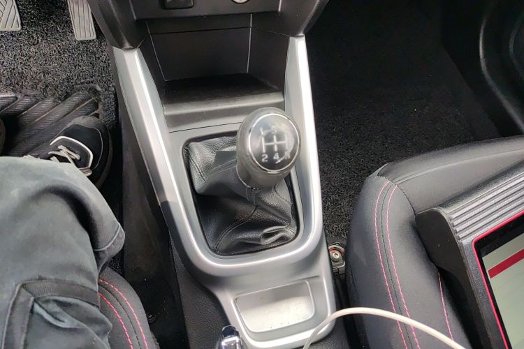 Used Suzuki Vitara 2016 1.6L Manual Two-Wheel Drive Entry-Level Trim