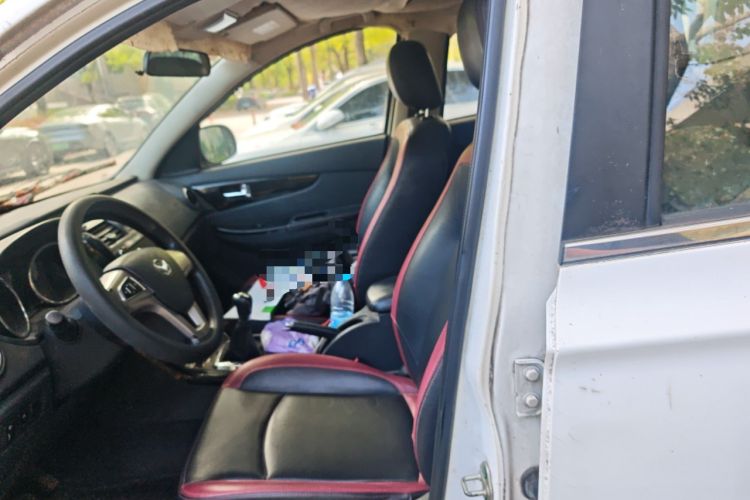 Used HYOSOW S3 2014 1.5L Comfort Version China IV Emission Standard Left Front Seat