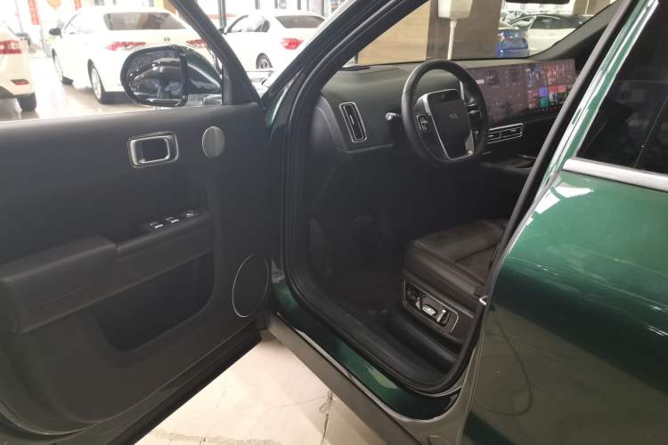 Used Li Auto L8 2023 Max model
