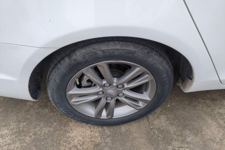 Used Geely Auto Emgrand 2017 Sedan Million Edition 1.5L CVT Upward Connectivity Version