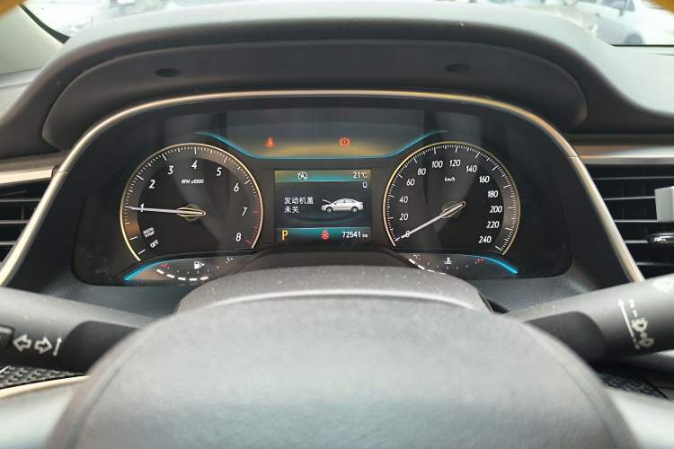 Used Buick GT 2015 15N Automatic Deluxe Edition Instrument Cluster