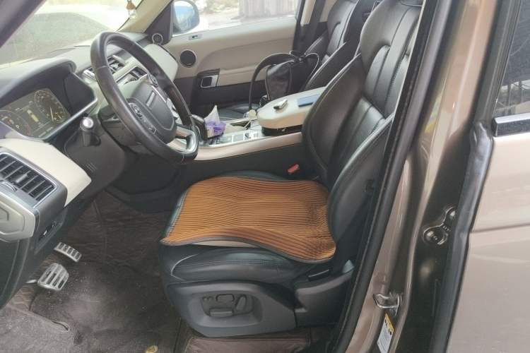 Used Land Rover Range Sport 2014 3.0 SC V6 HSE DYNAMIC Left Front Seat