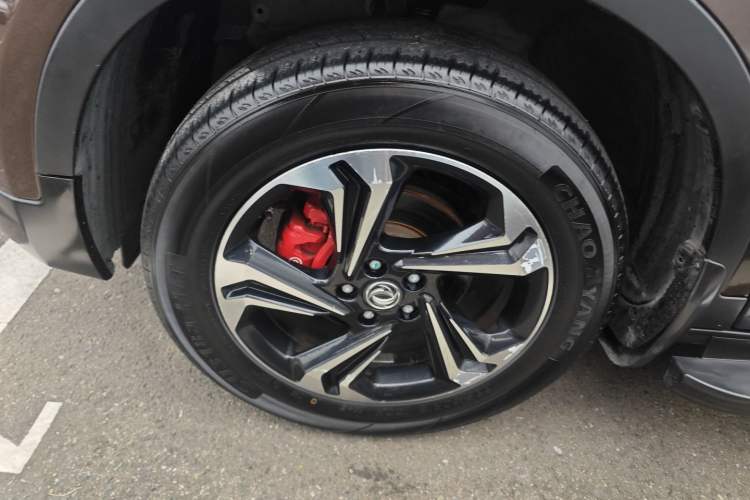 Used Dongfeng Aeolus AX7 2016 1.4T Manual Zhuyue Model
