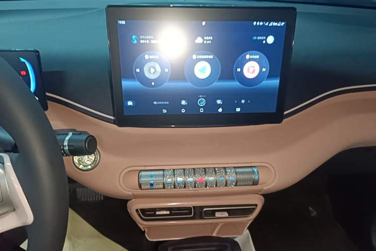 Used BYD Seagull 2025 305 km Free Version Audio And AC Panel