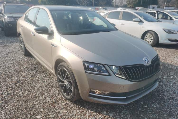 Used Skoda Octavia 2018 TSI280 DSG Luxury Edition