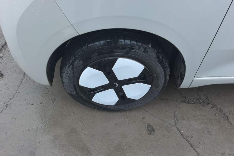 Used Wuling Hongguang MINIEV 2024 3rd Generation 215km Advanced Version
