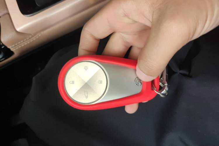 Used Nio ES8 2018 355 km Base Version 7-Seater Edition Vehicle Key