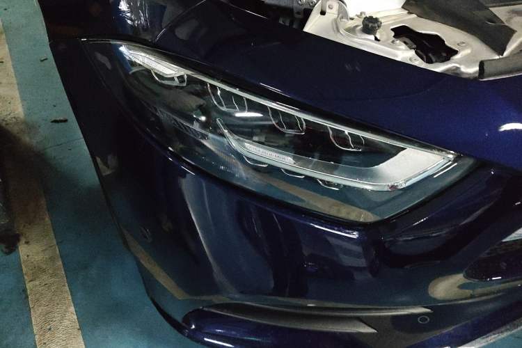 Used Mercedes-Benz CLS 2021 CLS 300 Luxury Model Right Front Headlight