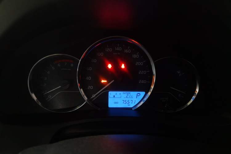 Used Toyota Levin 2017 Revised 185T CVT Elite Edition China V Standard Instrument Cluster