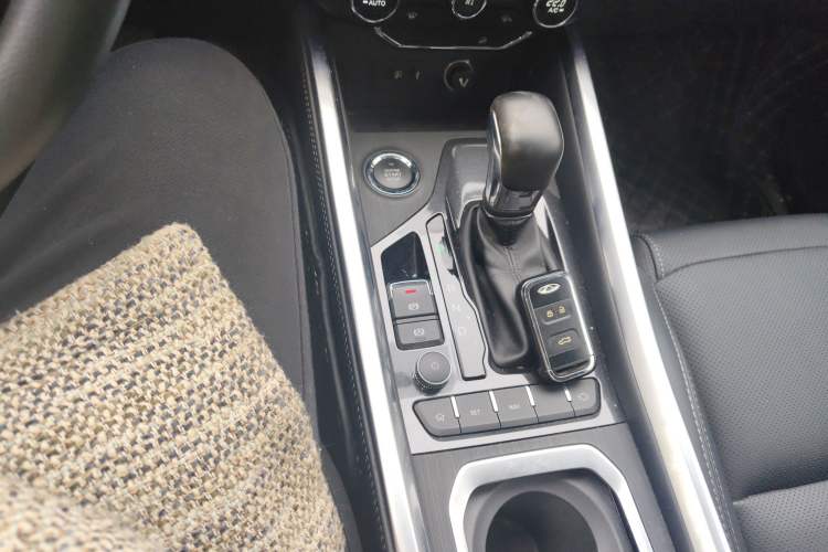 Used Chery Tiggo 8 2018 1.5 TCI Automatic Luxury Model 5 Seats Gear Lever