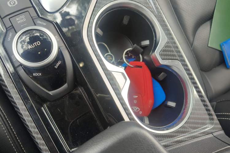 Used SAIC MAXUS D90 2017 2.0T Automatic All-Wheel Drive Sirius Vehicle Key