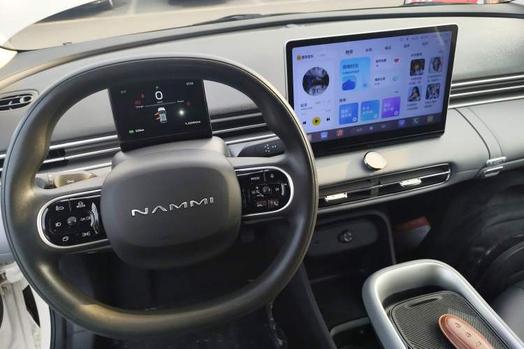 Used Dongfeng NAMMI 01 2024 New Edition 330 Air Gear Lever