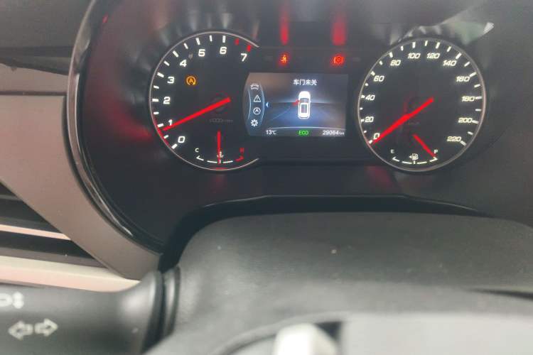 Used Changan CS35PLUS 2021 Revised Version Glory Million Edition 1.6L Manual Luxury Edition
