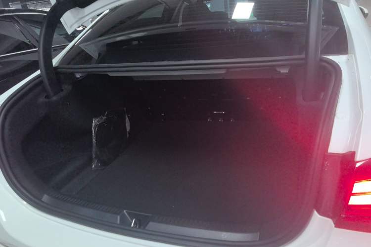 Used Mercedes-Benz A-Class 2024 A 200 L Fashion Model
