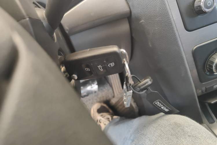 Used Skoda Octavia 2013 1.6L Automatic Elegance Edition Vehicle Key