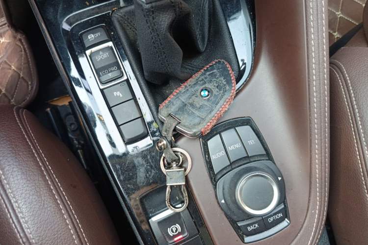 Used BMW X1 2016 sDrive18Li Luxury Model
