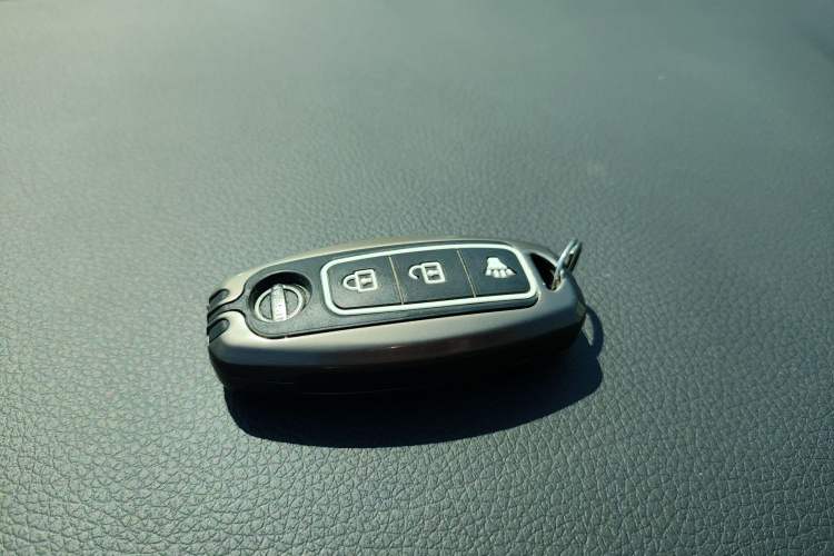 Used Nissan Qashqai 2023 Classic 2.0L CVT XV Comfort Edition
