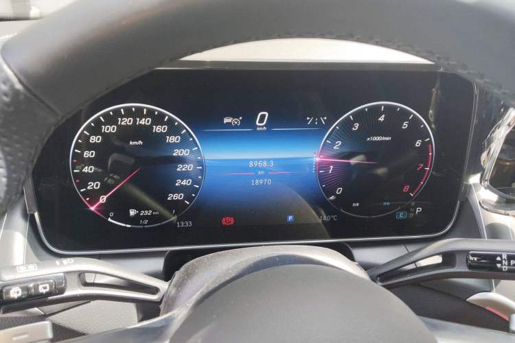 Used Mercedes-Benz GLC 2024 GLC 260 L 4MATIC Luxury Model 5 Seats