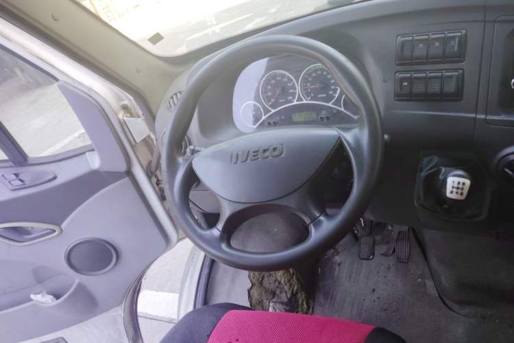 Used Iveco Power Daily 2012 2.5T-A32 Base Version