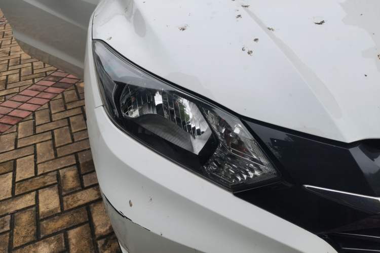 Used Honda Vezel 2017 1.5L CVT 2WD Comfort Model Right Front Headlight