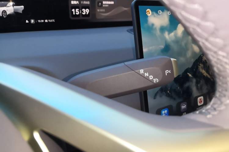 Used Avatr 06 2025 Max All-Electric Version