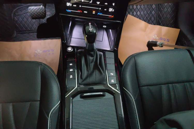 Used Volkswagen Passat 2023 Facelift 330TSI Luxury Edition