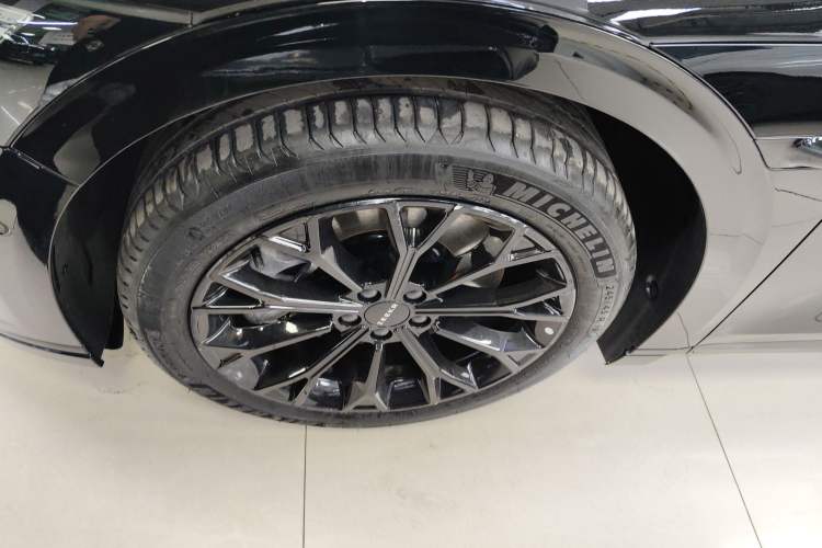 Used Zeekr 007GT 2025 Rear-Drive Intelligent Driving Version 75 kWh Left Front Wheel Hub